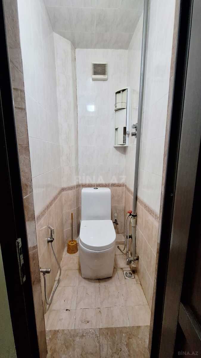 3 otaqlı Köhnə tikili, Elmlər Akademiyası m., Bakı