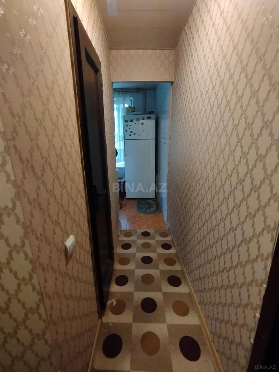 3 otaqlı Köhnə tikili, Neftçilər m., Bakı