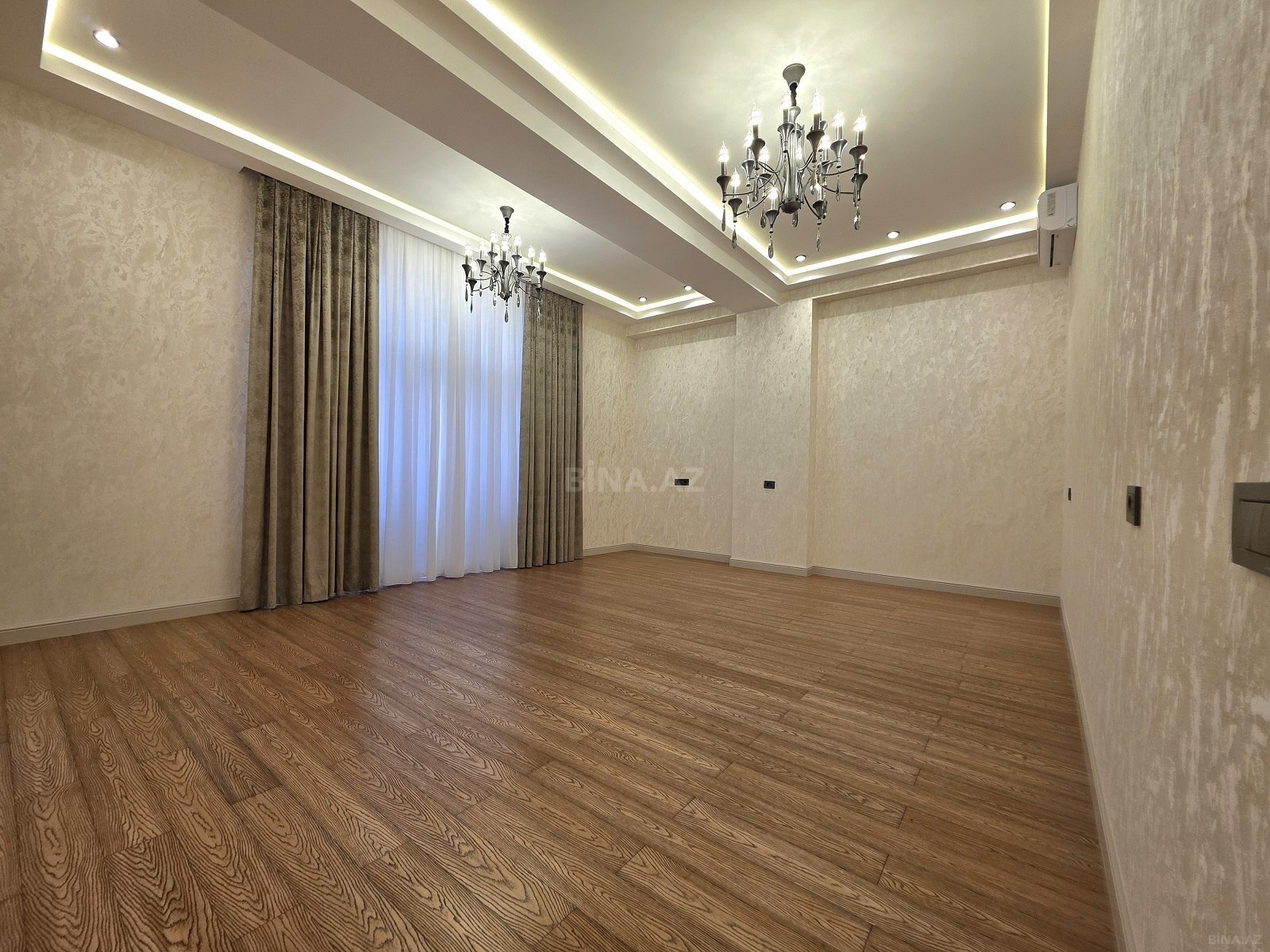 4 otaqlı Yeni tikili, 28 May m., Bakı