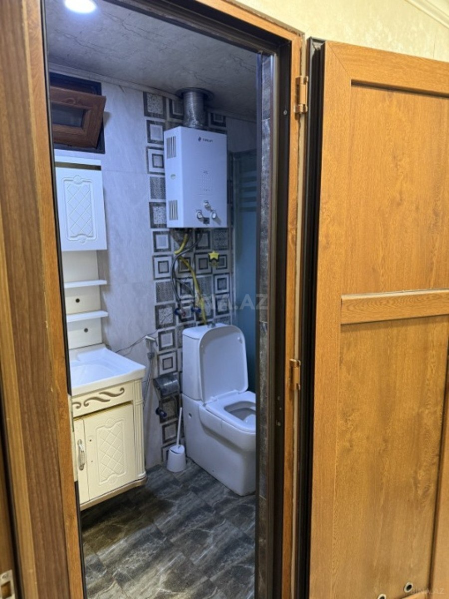 2 otaqlı Köhnə tikili, Elmlər Akademiyası m., Bakı