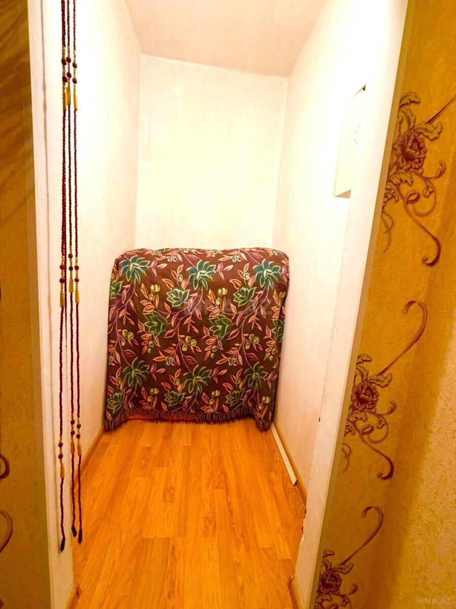 2 otaqlı Köhnə tikili, Bakıxanov q., Bakı