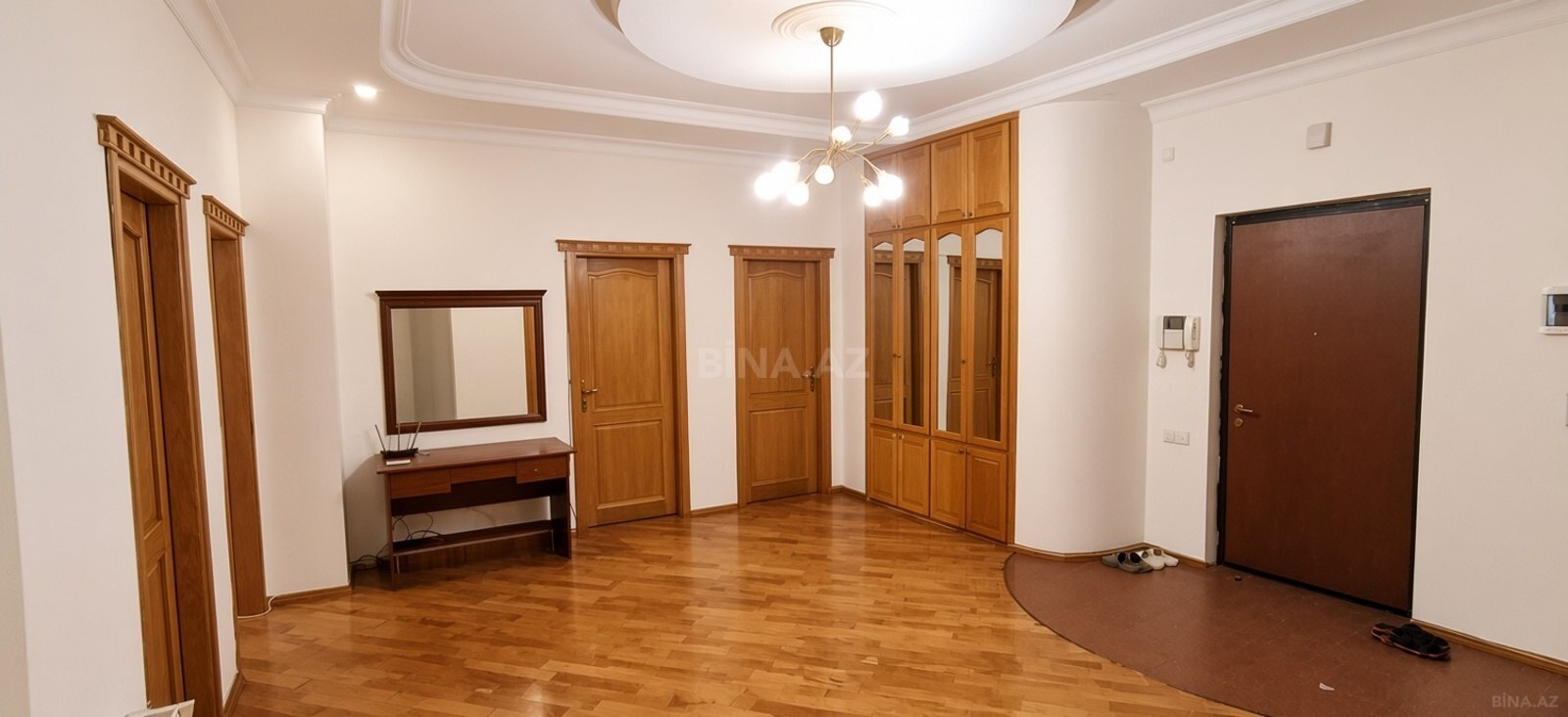 4 otaqlı Yeni tikili, 28 May m., Bakı