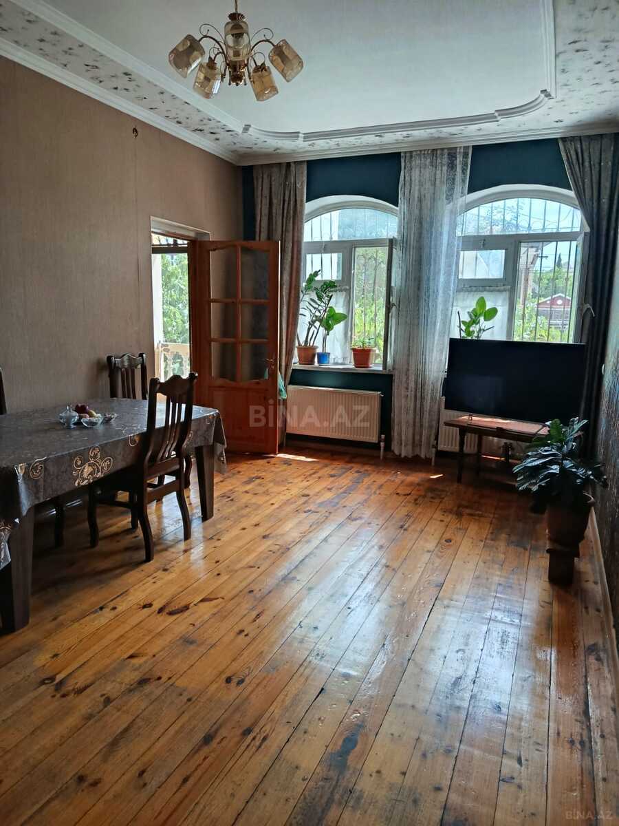 4 otaqlı Həyət evi/Bağ evi, Qaraçuxur q., Bakı