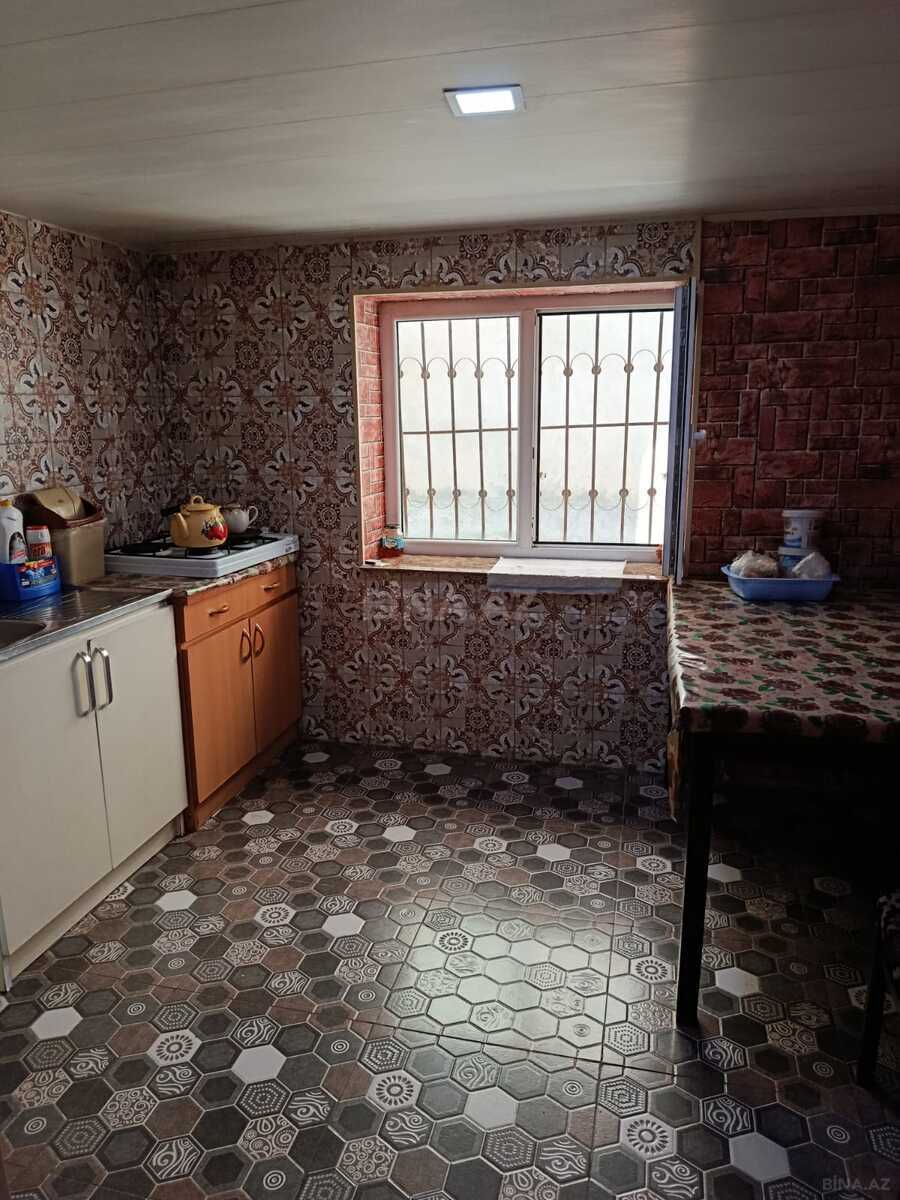 4 otaqlı Həyət evi/Bağ evi, Qaraçuxur q., Bakı