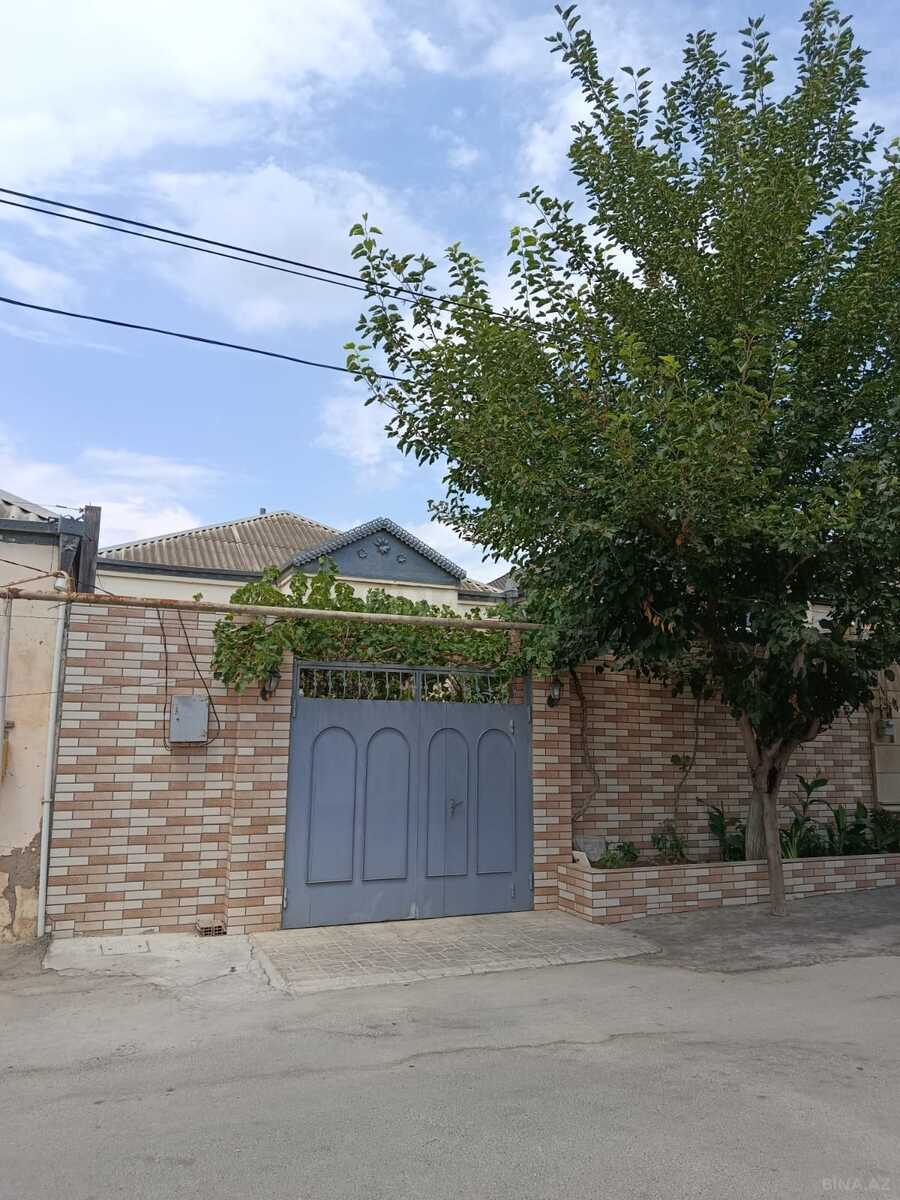 4 otaqlı Həyət evi/Bağ evi, Qaraçuxur q., Bakı