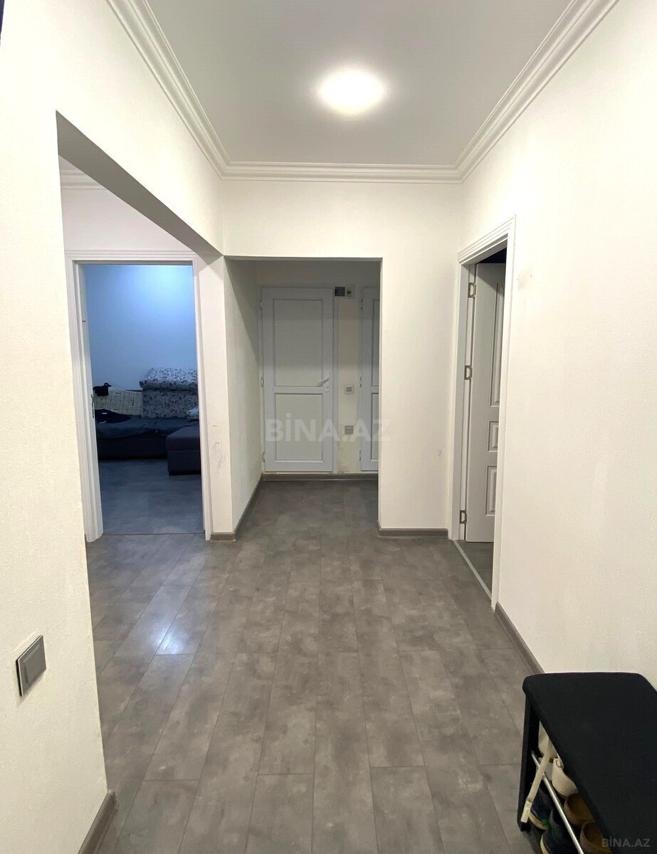 3 otaqlı Köhnə tikili, Yeni Günəşli q., Bakı