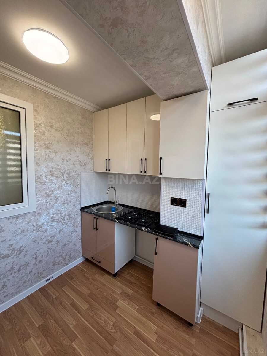 3 otaqlı Köhnə tikili, Əhmədli m., Bakı