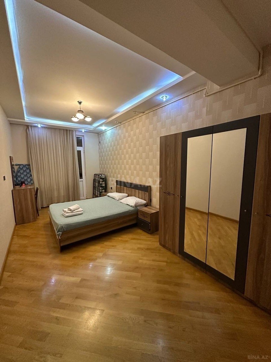 2 otaqlı Yeni tikili, Neftçilər m., Bakı