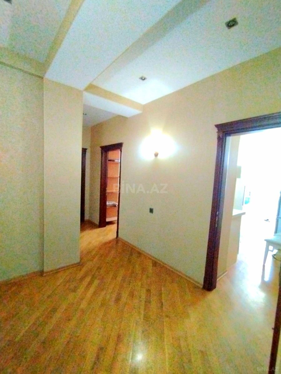 3 otaqlı Yeni tikili, Qara Qarayev m., Bakı