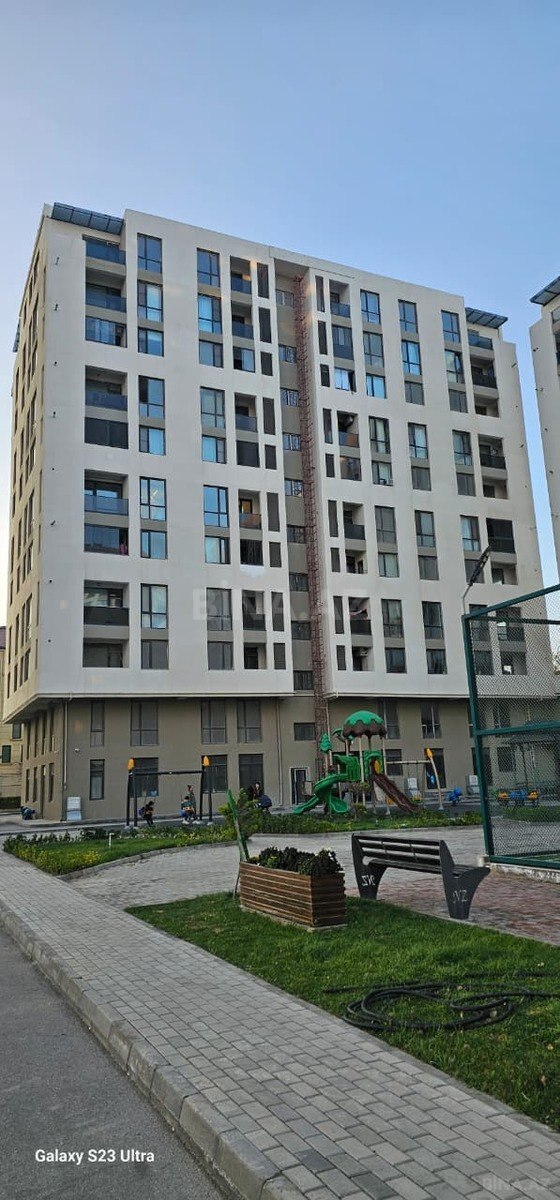 4 otaqlı Yeni tikili, 7-ci mikrorayon q., Bakı