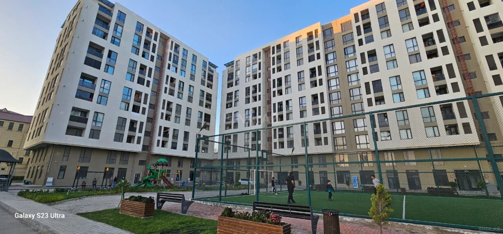 4 otaqlı Yeni tikili, 7-ci mikrorayon q., Bakı