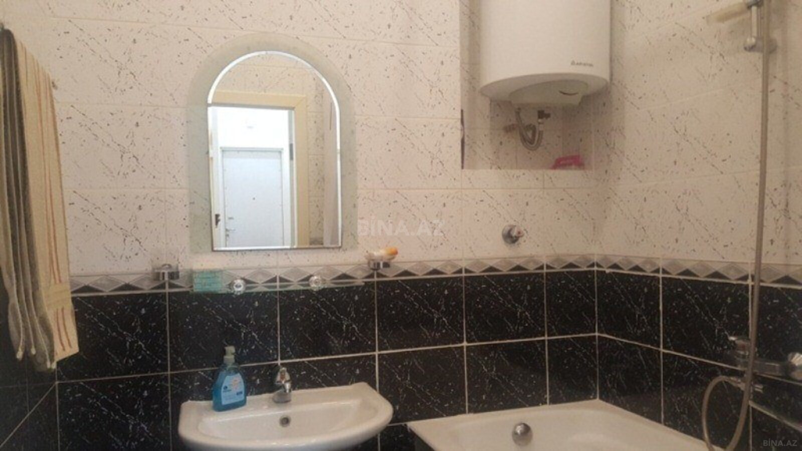 2 otaqlı Köhnə tikili, Sahil m., Bakı