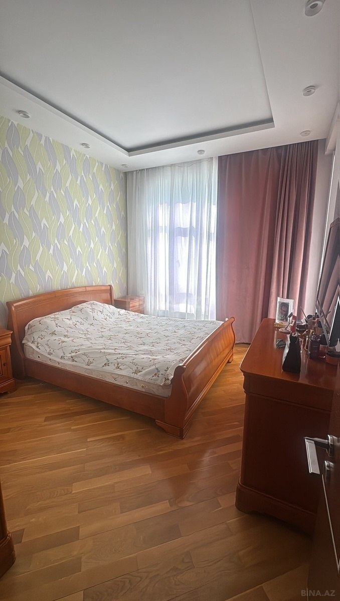 3 otaqlı Yeni tikili, 8 Noyabr m., Bakı