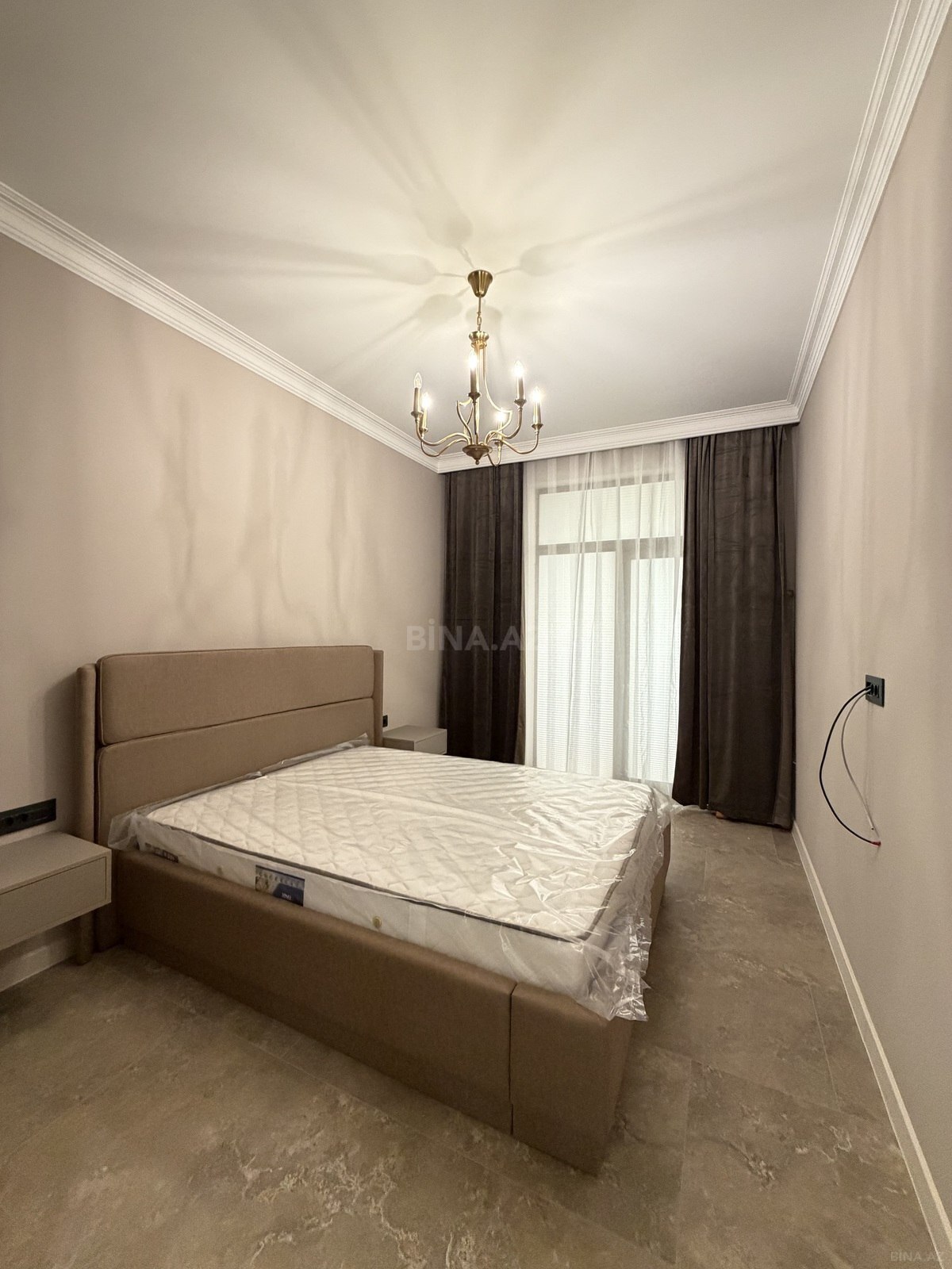 3 otaqlı Yeni tikili, Elmlər Akademiyası m., Bakı
