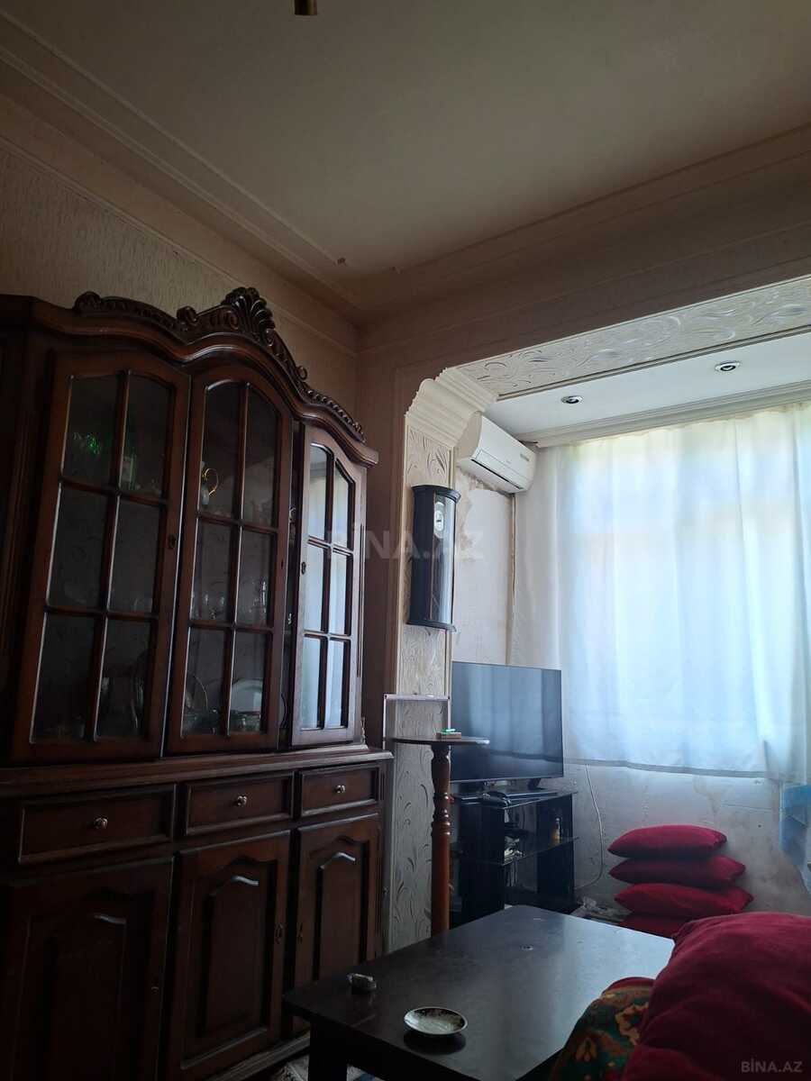 1 otaqlı Köhnə tikili, Memar Əcəmi m., Bakı