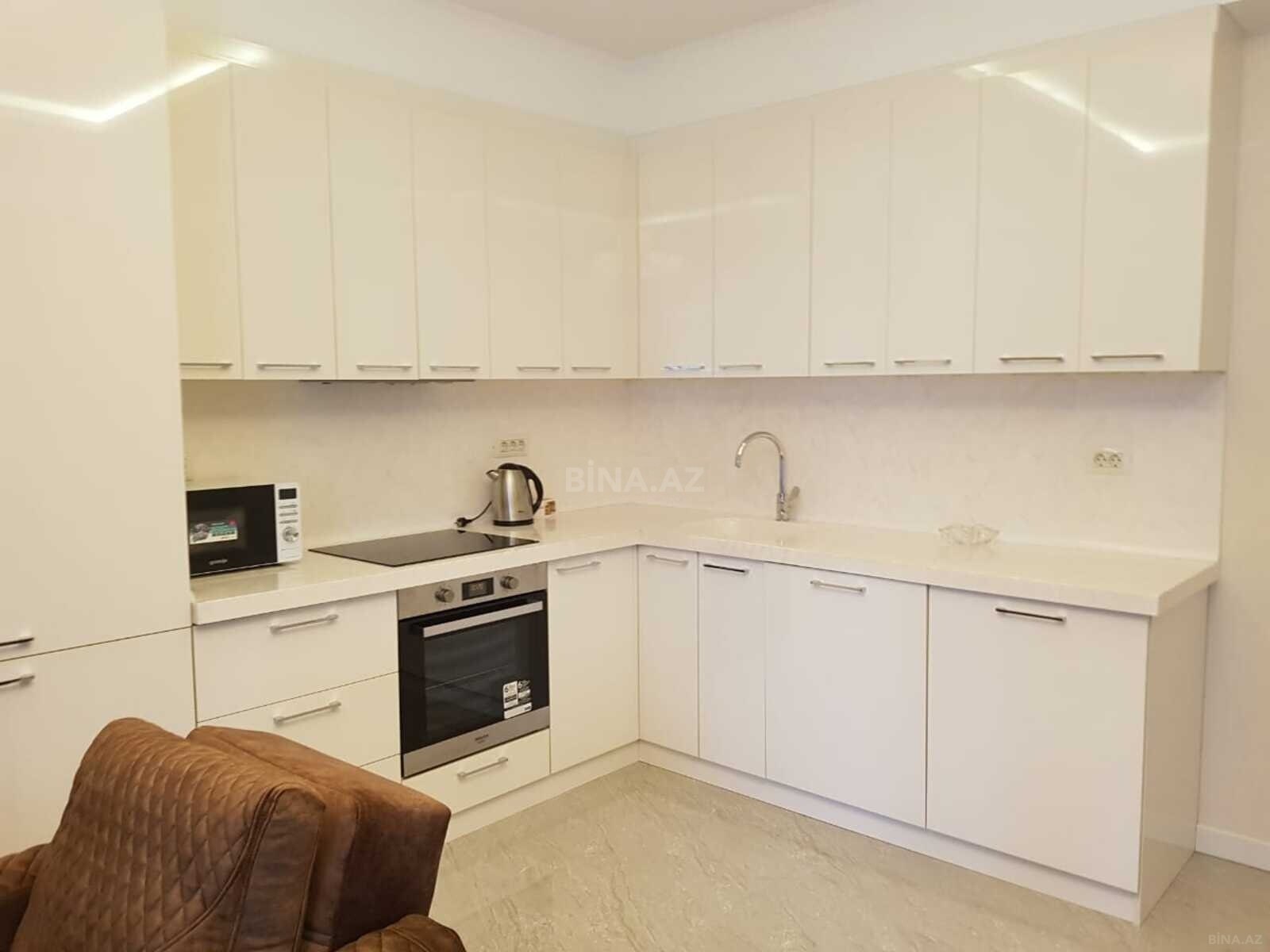 3 otaqlı Yeni tikili, Elmlər Akademiyası m., Bakı
