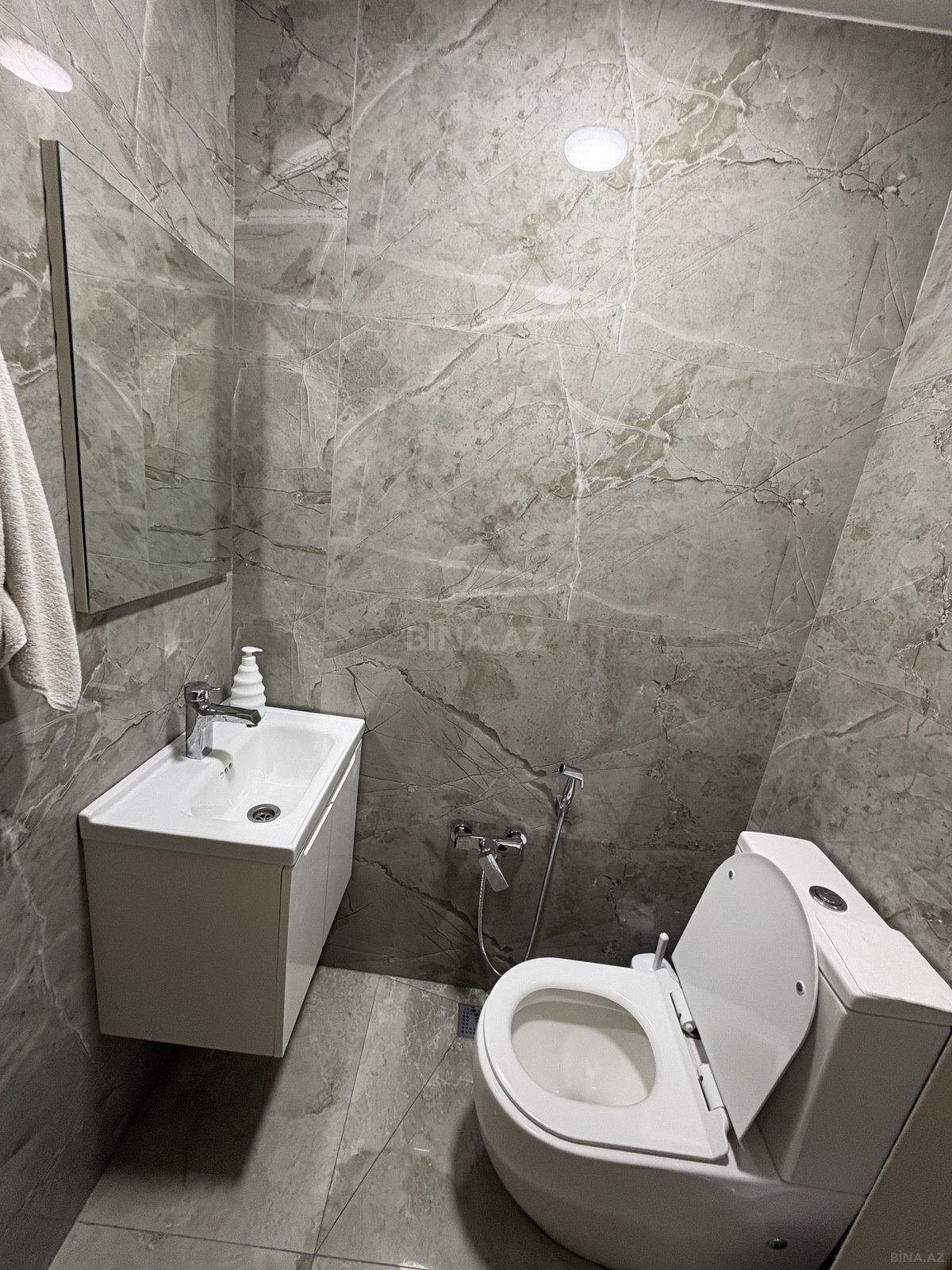 4 otaqlı Həyət evi/Bağ evi, Savalan q., Bakı