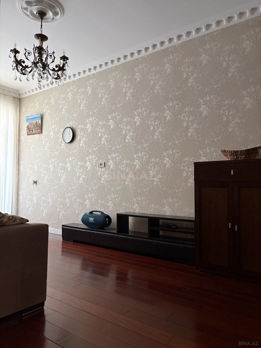 4 otaqlı Yeni tikili, 8 Noyabr m., Bakı