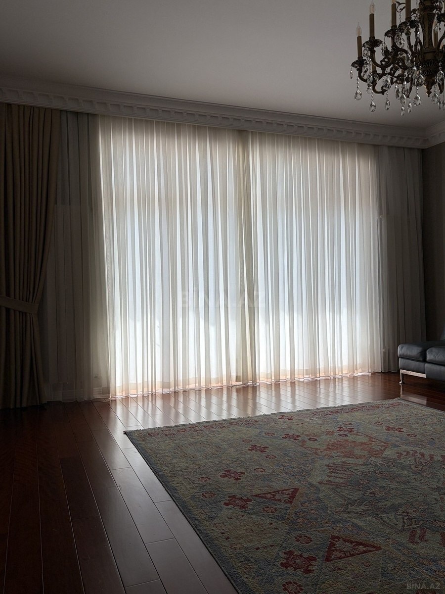 4 otaqlı Yeni tikili, 8 Noyabr m., Bakı