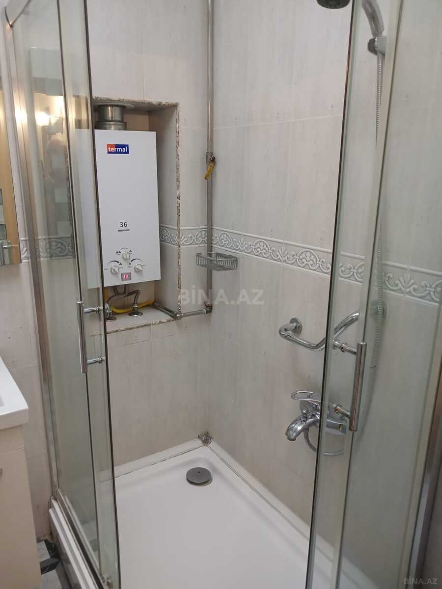 3 otaqlı Köhnə tikili, Şah İsmayıl Xətai m., Bakı