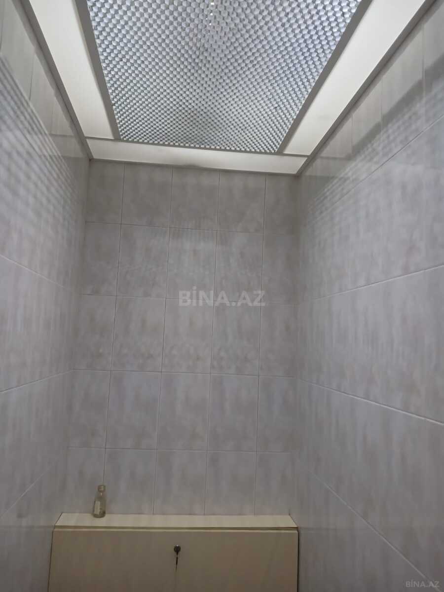 3 otaqlı Köhnə tikili, Şah İsmayıl Xətai m., Bakı