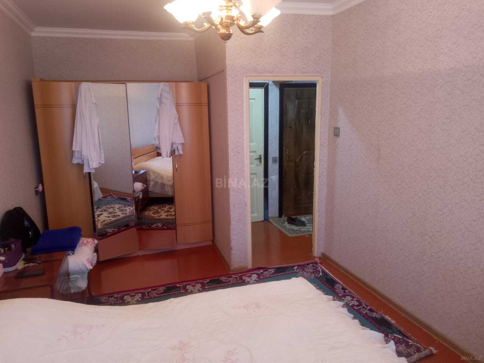 2 otaqlı Köhnə tikili, Bakıxanov q., Bakı