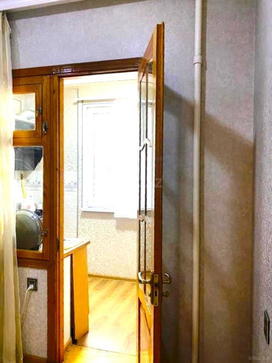 4 otaqlı Köhnə tikili, Əhmədli q., Bakı