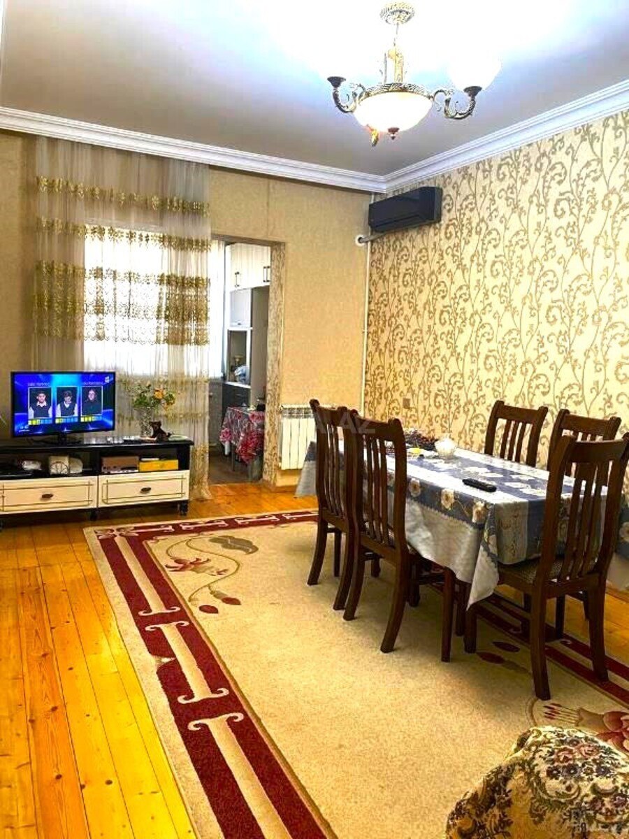 4 otaqlı Köhnə tikili, Əhmədli q., Bakı