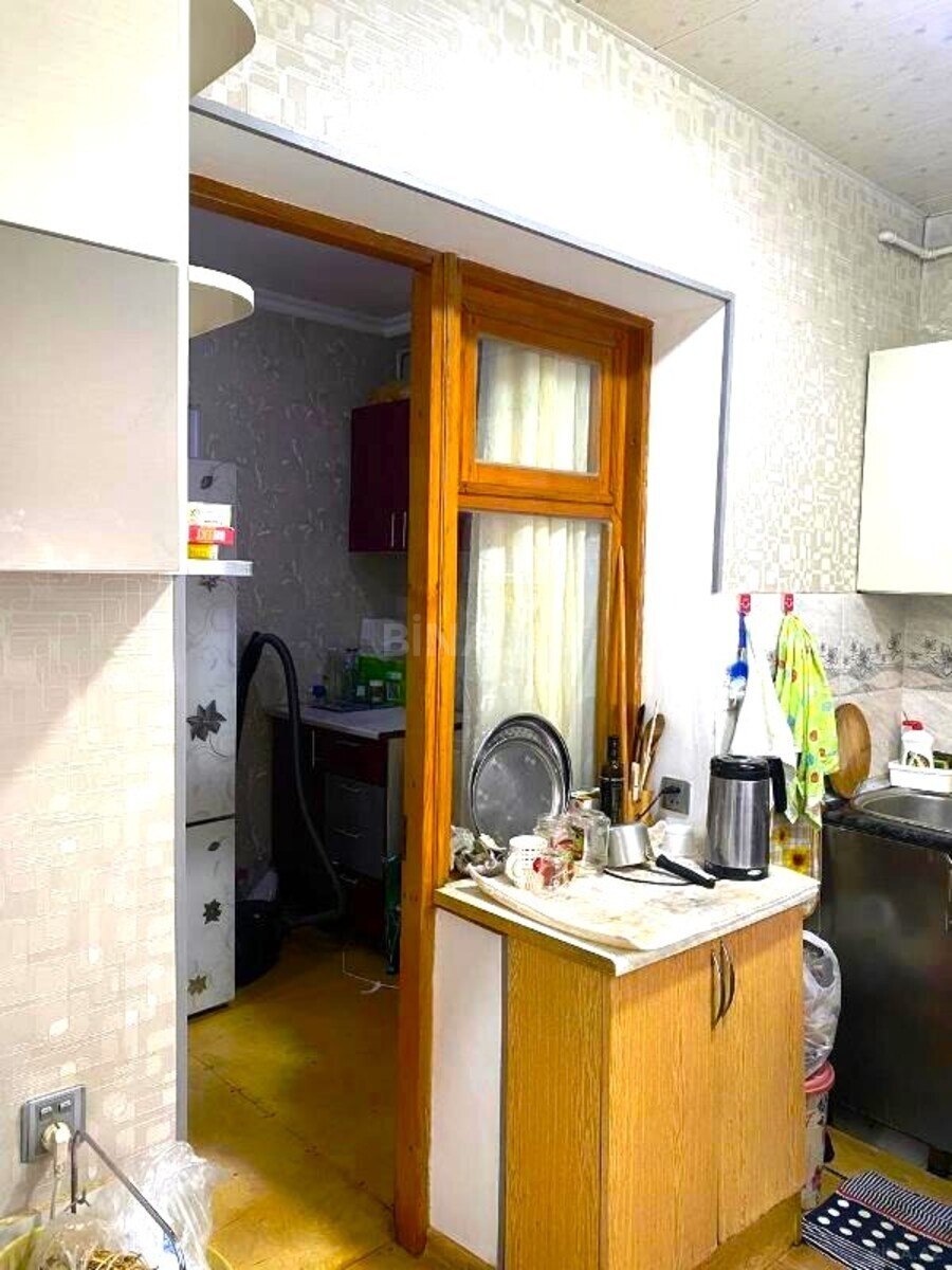 4 otaqlı Köhnə tikili, Əhmədli q., Bakı