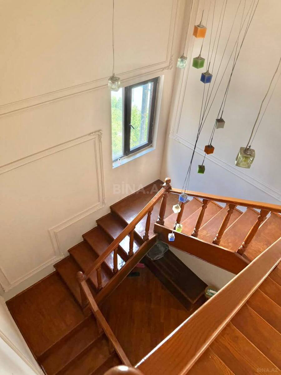3 otaqlı Köhnə tikili, Bayıl q., Bakı