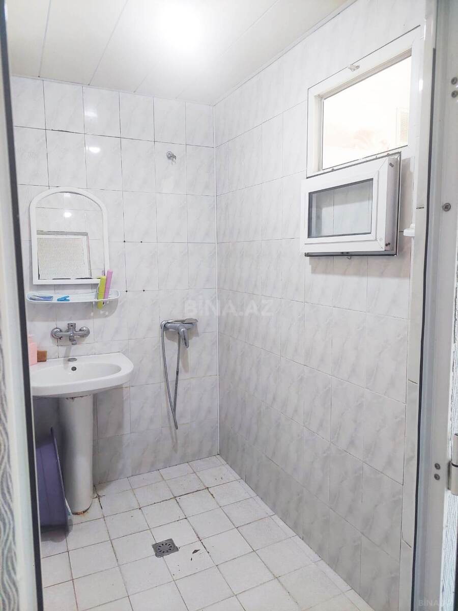 4 otaqlı Köhnə tikili, Azadlıq Prospekti m., Bakı
