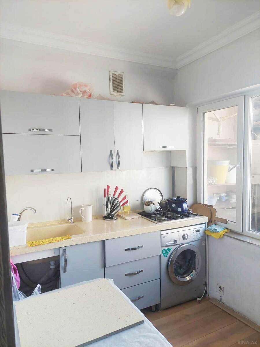 4 otaqlı Köhnə tikili, Azadlıq Prospekti m., Bakı