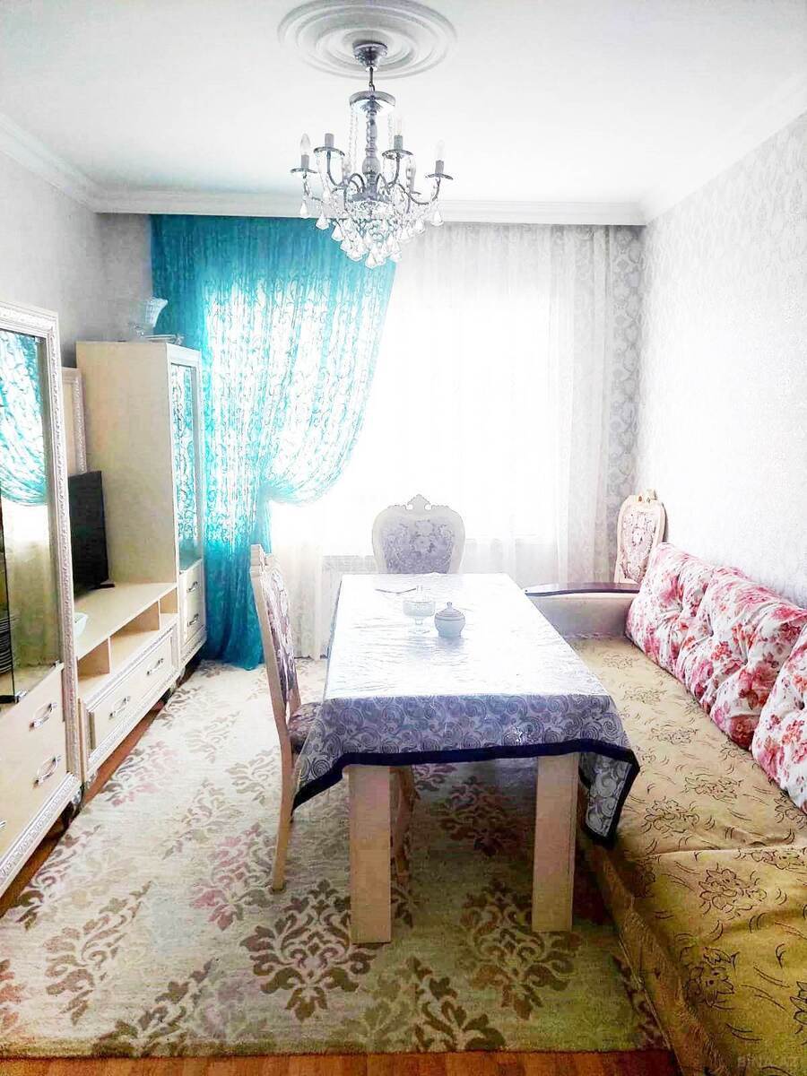 4 otaqlı Köhnə tikili, Azadlıq Prospekti m., Bakı