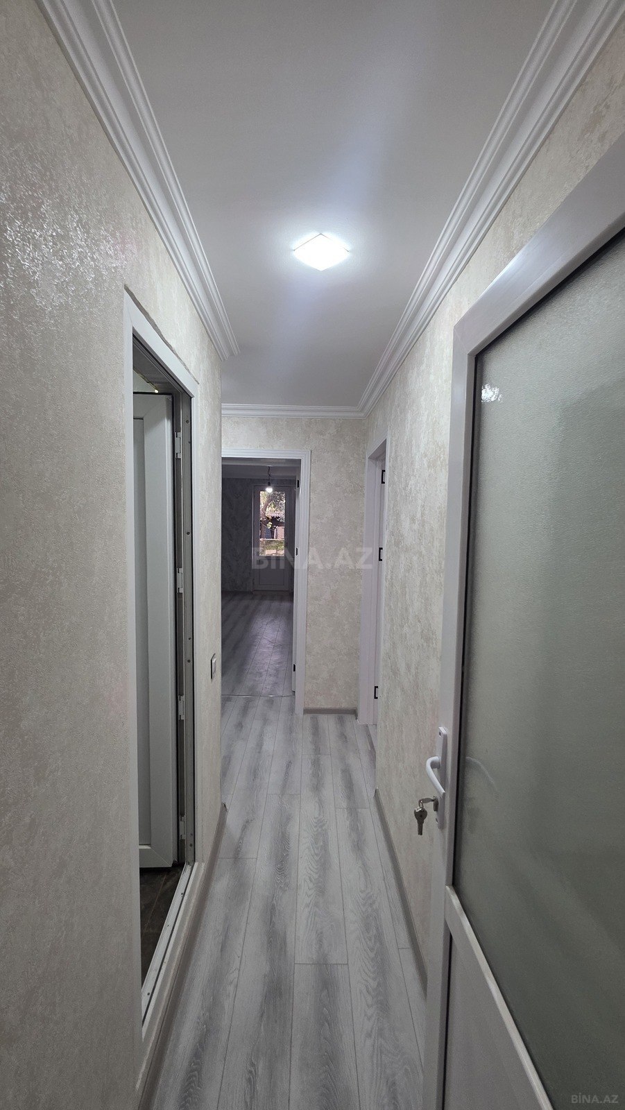 3 otaqlı Köhnə tikili, Əmircan q., Bakı
