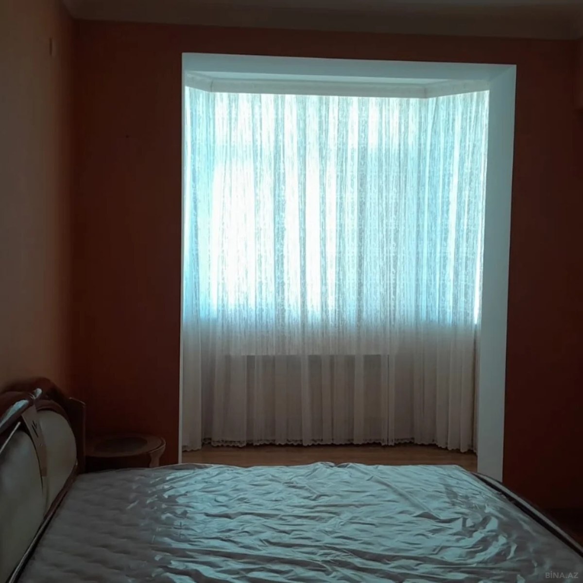 2 otaqlı Köhnə tikili, Bakıxanov q., Bakı