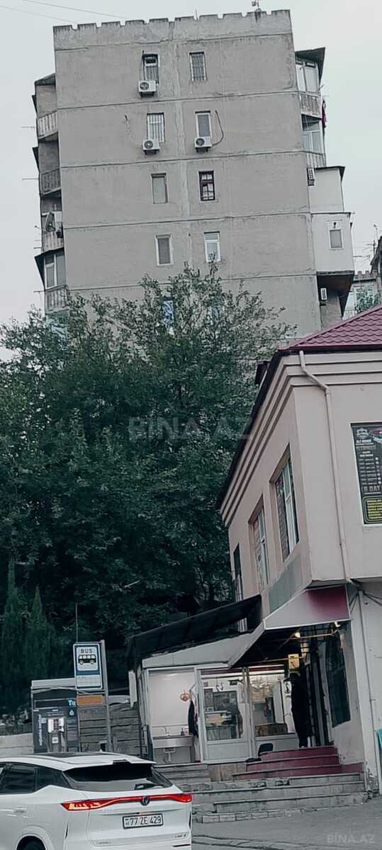 4 otaqlı Köhnə tikili, İnşaatçılar m., Bakı