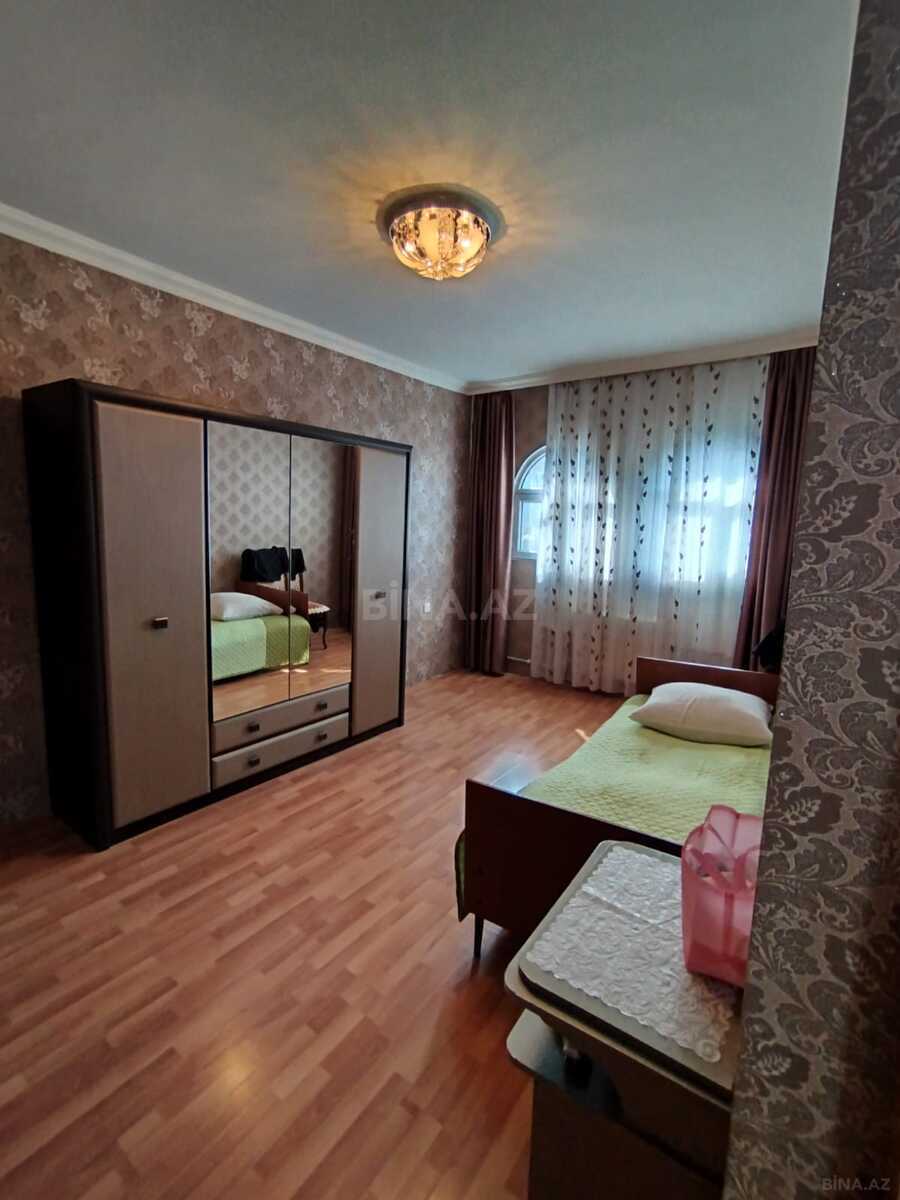 4 otaqlı Köhnə tikili, İnşaatçılar m., Bakı