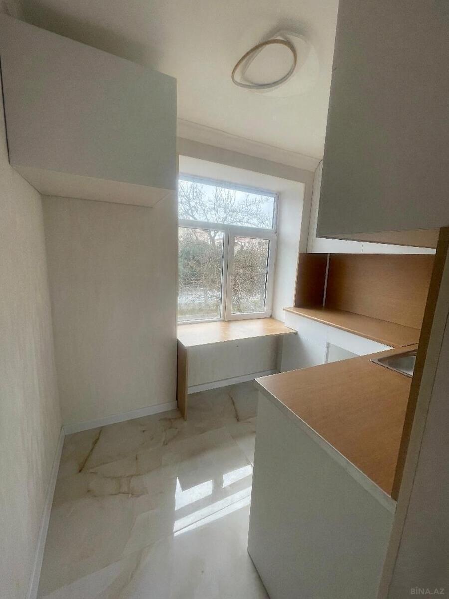 2 otaqlı Köhnə tikili, Qara Qarayev m., Bakı