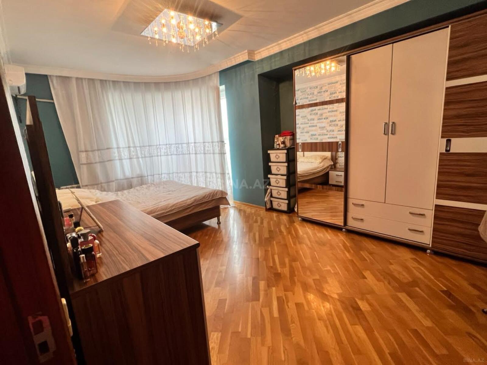 3 otaqlı Yeni tikili, Bakıxanov q., Bakı