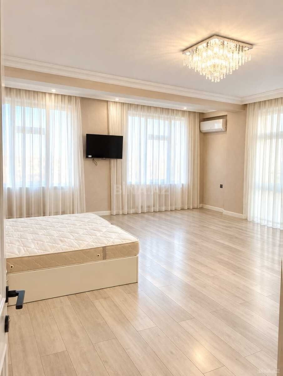 3 otaqlı Yeni tikili, 28 May m., Bakı