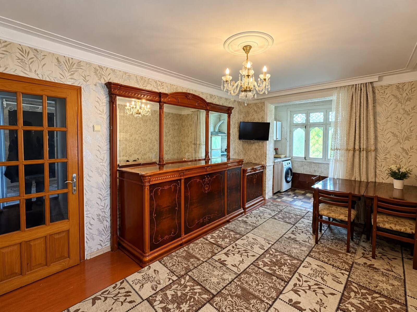 2 otaqlı Köhnə tikili, Neftçilər m., Bakı