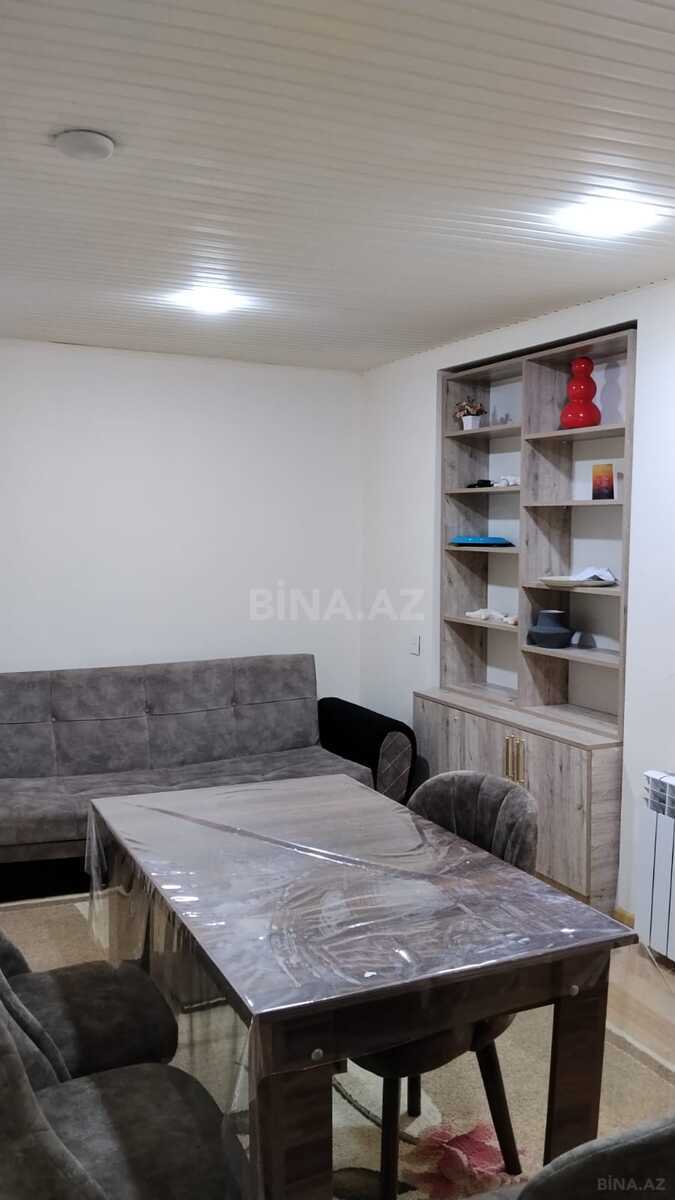 2 otaqlı Köhnə tikili, İnşaatçılar m., Bakı