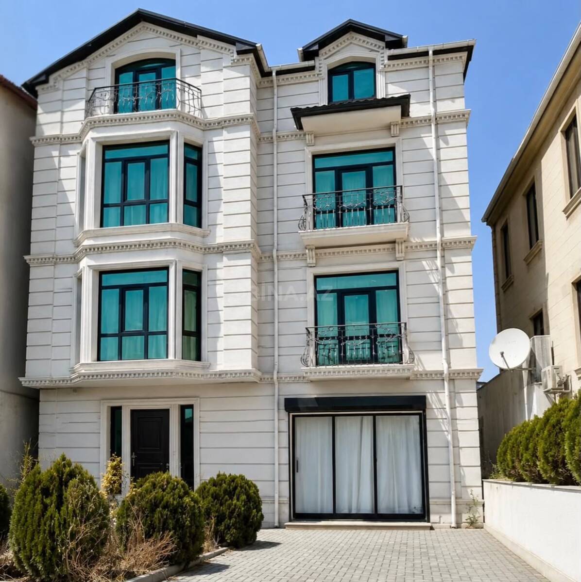 8 otaqlı Həyət evi/Bağ evi, Badamdar q., Bakı