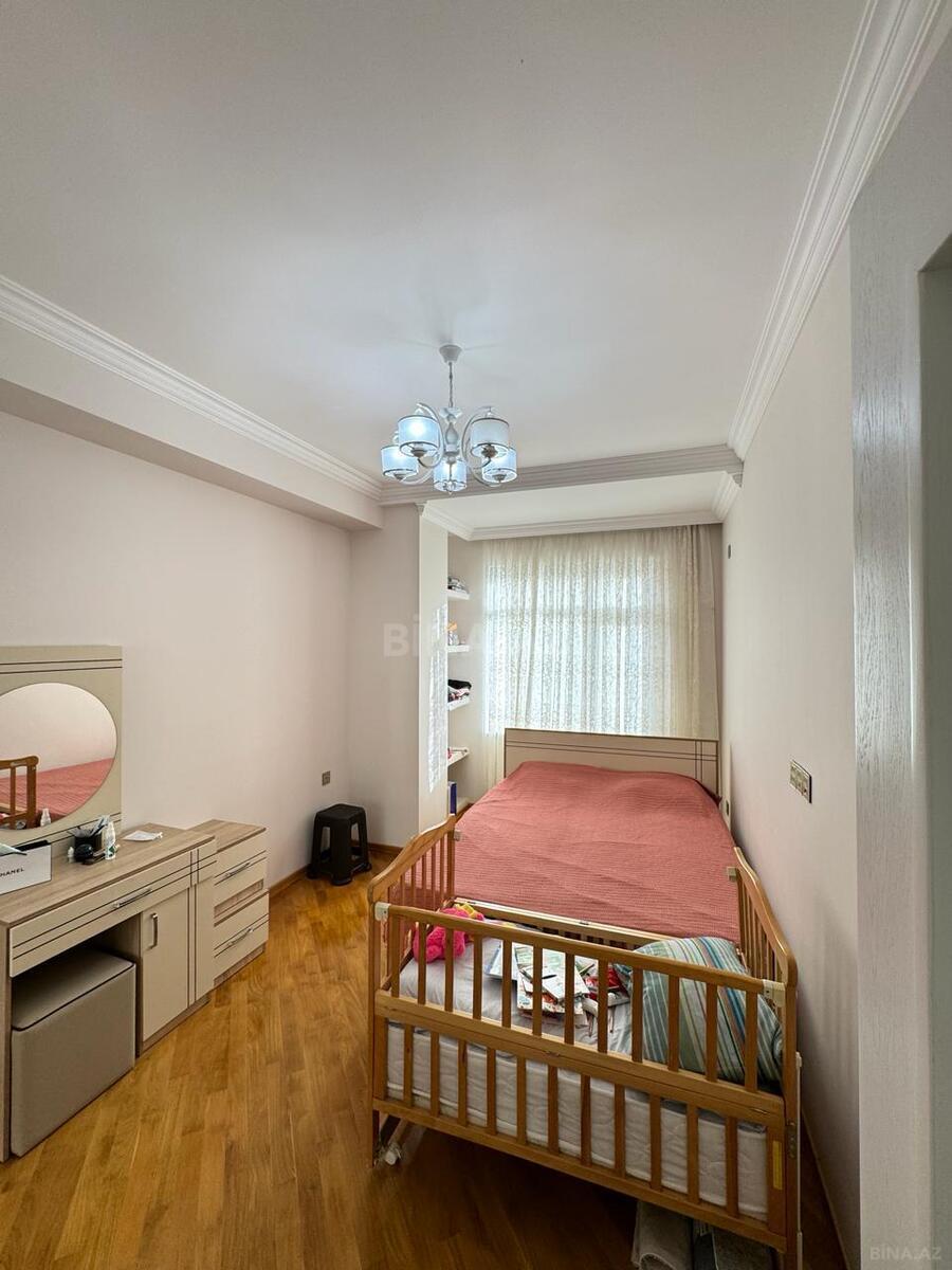3 otaqlı Yeni tikili, Qara Qarayev m., Bakı