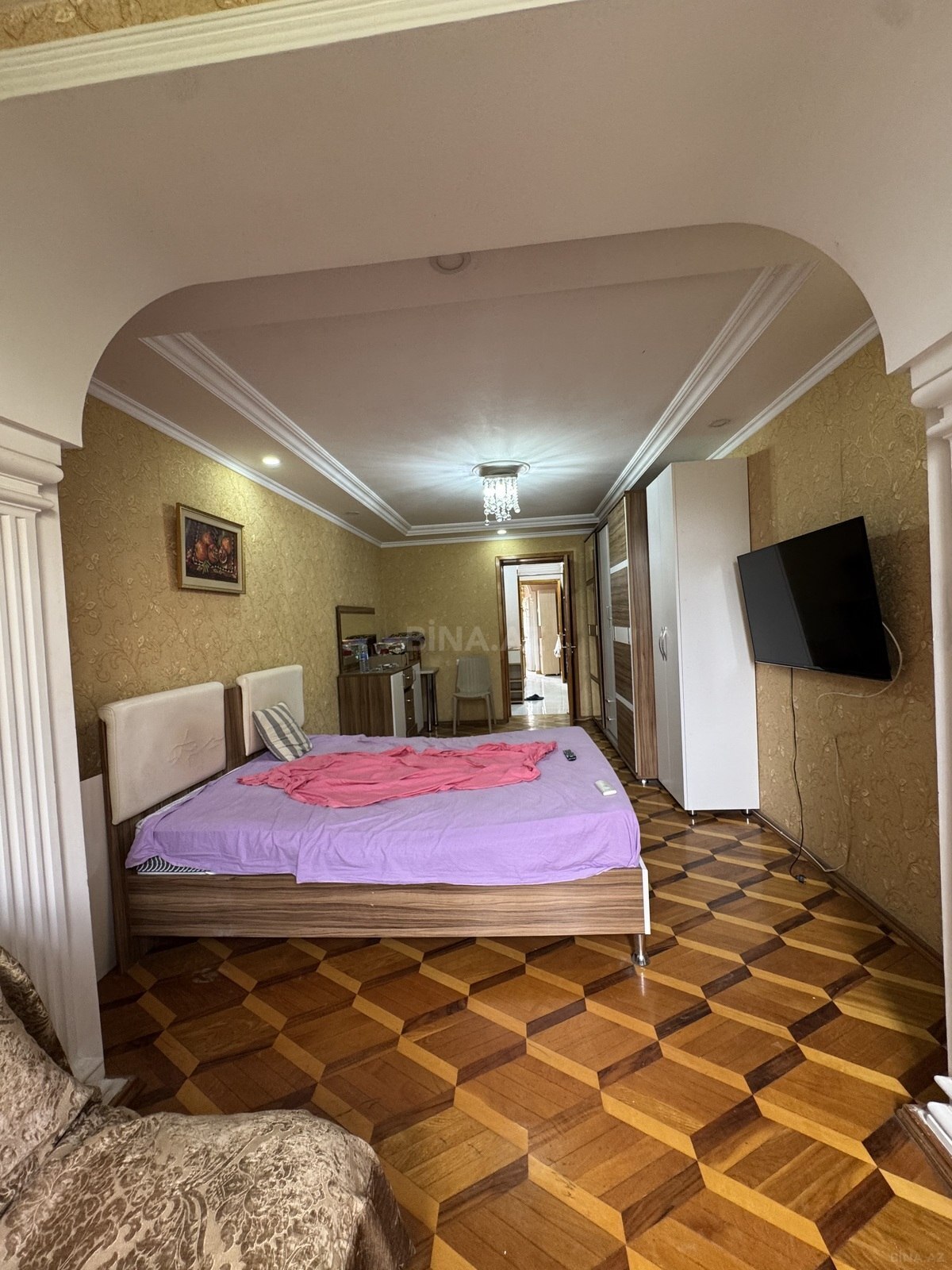 3 otaqlı Köhnə tikili, 20 Yanvar m., Bakı
