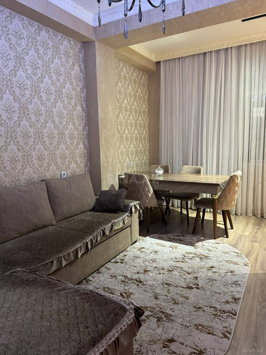 3 otaqlı Yeni tikili, Xırdalan