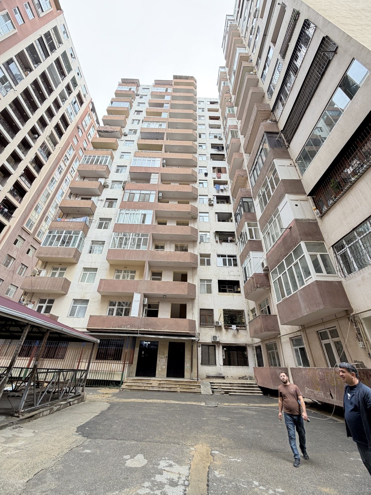 2 otaqlı Yeni tikili, Elmlər Akademiyası m., Bakı