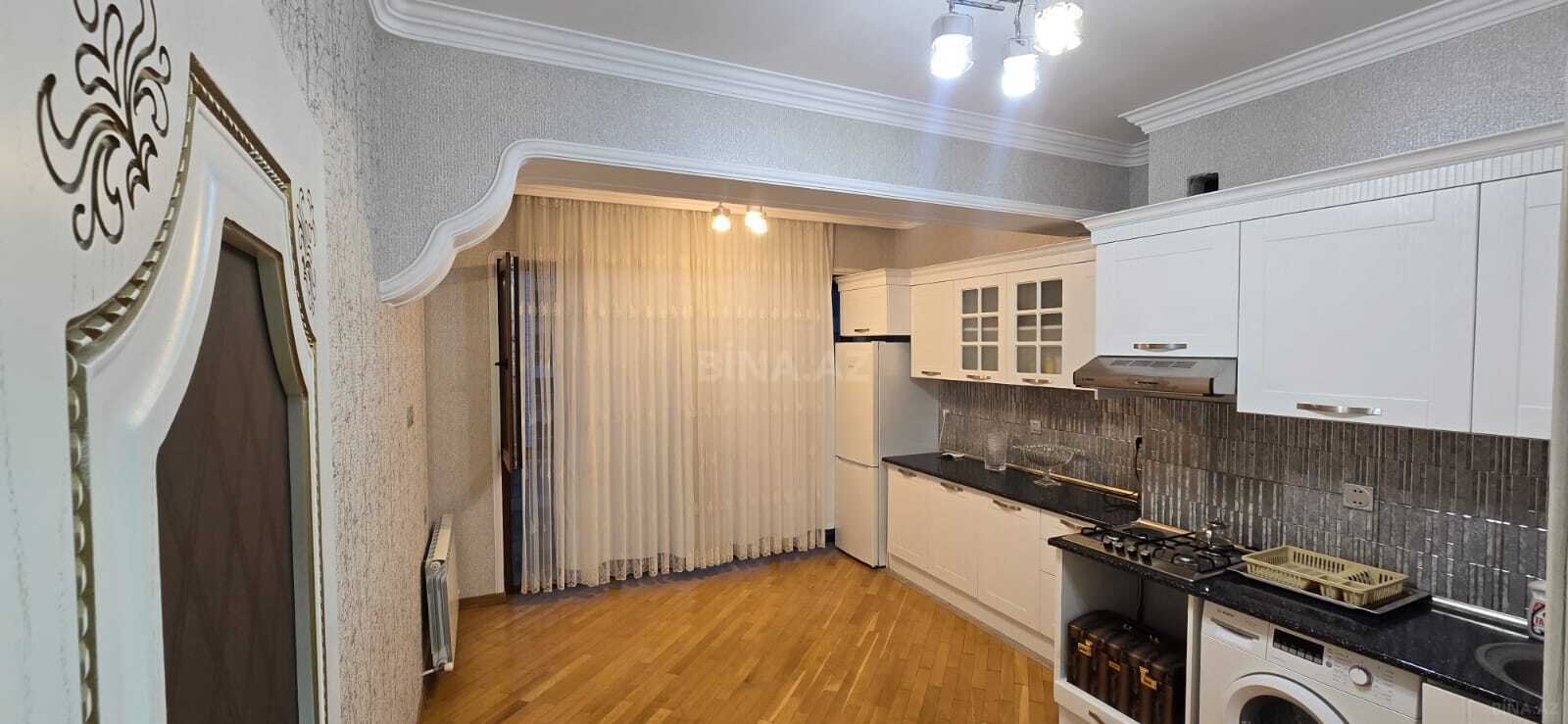 2 otaqlı Yeni tikili, Şah İsmayıl Xətai m., Bakı