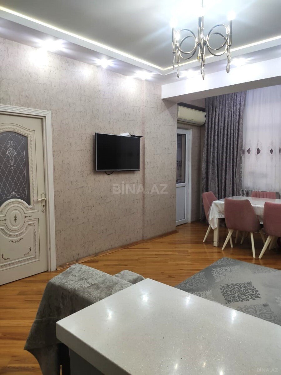 3 otaqlı Yeni tikili, Qara Qarayev m., Bakı