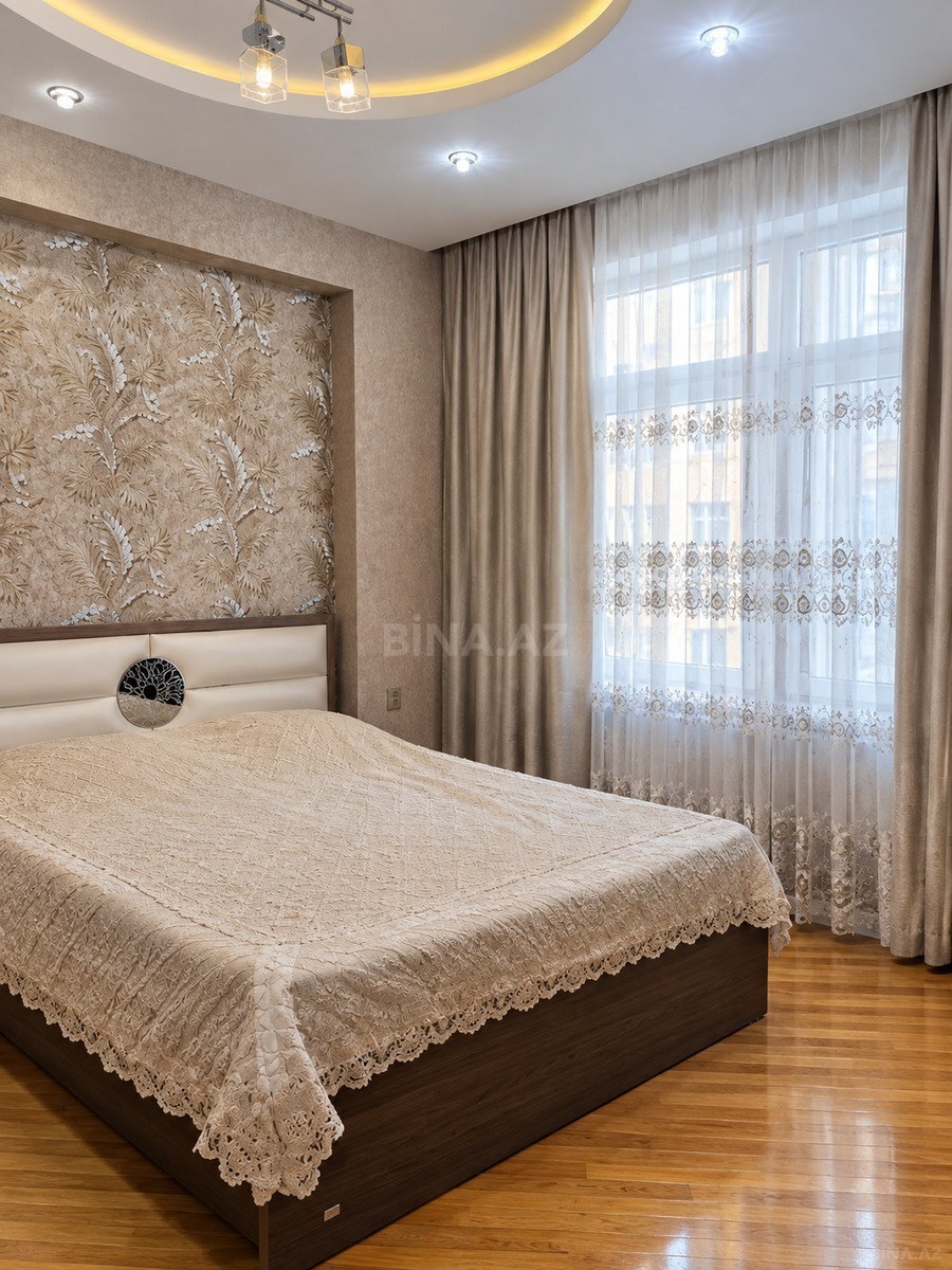3 otaqlı Yeni tikili, Qara Qarayev m., Bakı